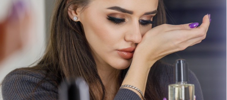 Roll In Feminine Magical Fantasy With Blossoming Petals To Barks