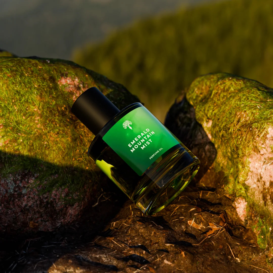 Emerald Mountain Mist perfume oil bottle picture