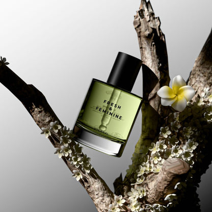 Fresh & Feminine inspired by Marc Jacobs Daisy perfume bottle picture version 2